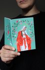 Ce carnet dédié à la Vierge Marie est un véritable écrin de douceur et de recueillement. Sa couverture  invite à la paix intérieure, à la prière et à la confiance. Il est pensé comme un espace sacré, un lieu intime où déposer vos prières ou vos intentions.