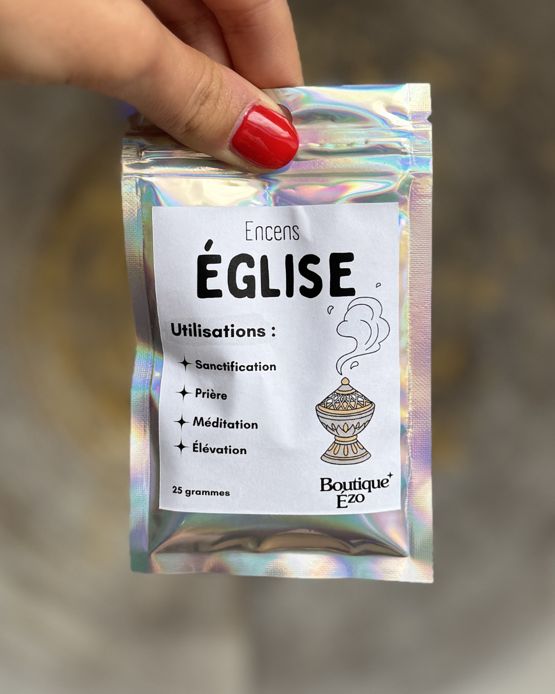 Encens d’église en poudre, sachet 25g. Notes sacrées et fumée dense pour la prière, la méditation et la purification. À brûler sur charbon auto-allumant.