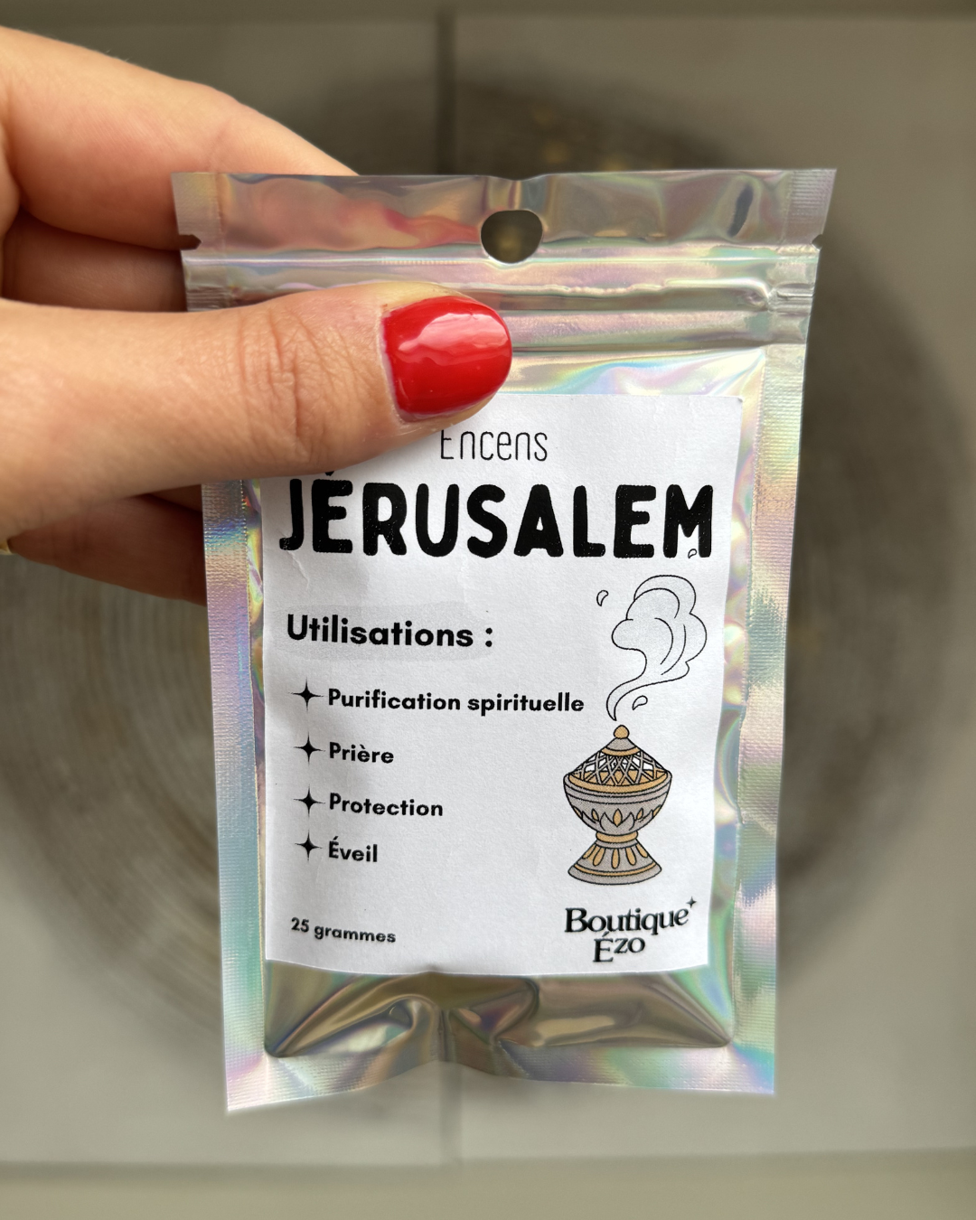 Encens de Jérusalem en grains, sachet 25g. Parfum boisé et balsamique inspiré de la Terre Sainte. Purification, prière et éveil. Sur charbon