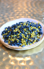 Encens de Lourdes en grains, sachet 25g. Parfum floral et délicat, inspiré du pèlerinage. Apaisement, guérison et grâce. À brûler sur charbon
