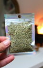 Feuilles d’eucalyptus bio séchées, 10g / 20g / 30g. Plante purifiante et revitalisante. Idéal rituels de nettoyage énergétique, protection et clarté mentale.