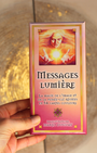 Un jeu magnifique créé pour vous rapprocher de la divinité de votre être. Ces messages lumière apportent réconfort en vous aidant à la compréhension par la magie de l'image et de la pensée clé. Un jeu simple, il suffit de tirer une carte à l'occasion, selon l'écoute de votre coeur, votre centre intérieur saura vous guider vers le message idéal pour vous.