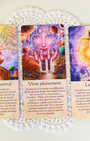 L'oracle Messages d'éveil, un jeu simple. Il suffit de demander à l'univers le message idéal pour vous dans l'instant présent.
Votre partie divine vous guidera vers la carte parfaite pour vous aider à travers des nouvelles prises de conscience selon votre rythme évolutif personnel. Que ce soit tous les jours ou à l'occasion, ces messages d'éveil apportent réponses et compréhensions par la magie de l'image et la pensée clé. 