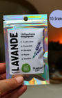 La lavande est une plante sacrée reconnue pour ses propriétés apaisantes et protectrices. Depuis des siècles, elle est utilisée dans les rituels pour purifier les espaces, calmer l’esprit et favoriser la sérénité.
