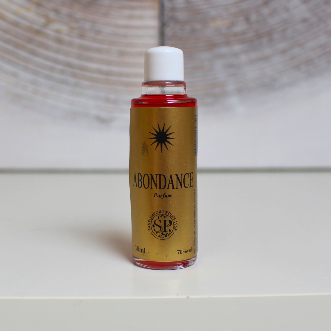 La Lotion Magique Haïtienne Abondance est une lotion rituelle traditionnelle haïtienne, conçue pour attirer la prospérité et la réussite dans les affaires. Elle est utilisée pour favoriser la concrétisation de projets professionnels et l'obtention de contrats importants. 
