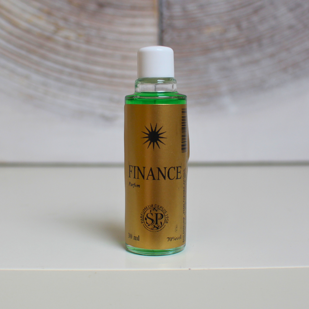 La Lotion Magique Haïtienne Finance est une lotion rituelle traditionnelle conçue pour attirer l'argent de manière inattendue, particulièrement utile lorsque vos finances sont en difficulté. Elle  favorise la prospérité et la stabilité financière.