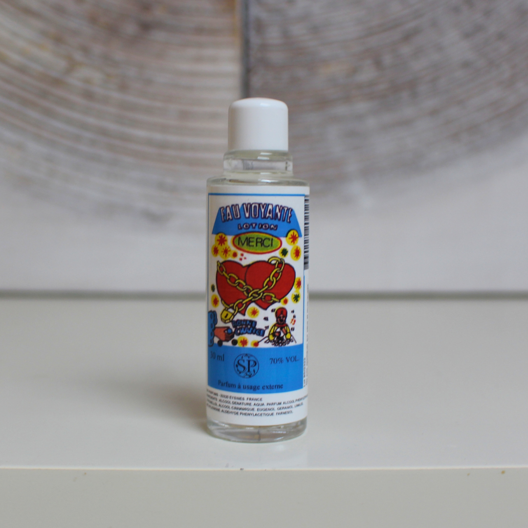 
La Lotion Magique Haïtienne  Voyante est une lotion rituelle traditionnelle conçue pour développer les facultés intuitives et spirituelles. Elle favorise l'ouverture au monde de la voyance, de la télépathie et du channeling, permettant ainsi une meilleure connexion aux énergies subtiles.