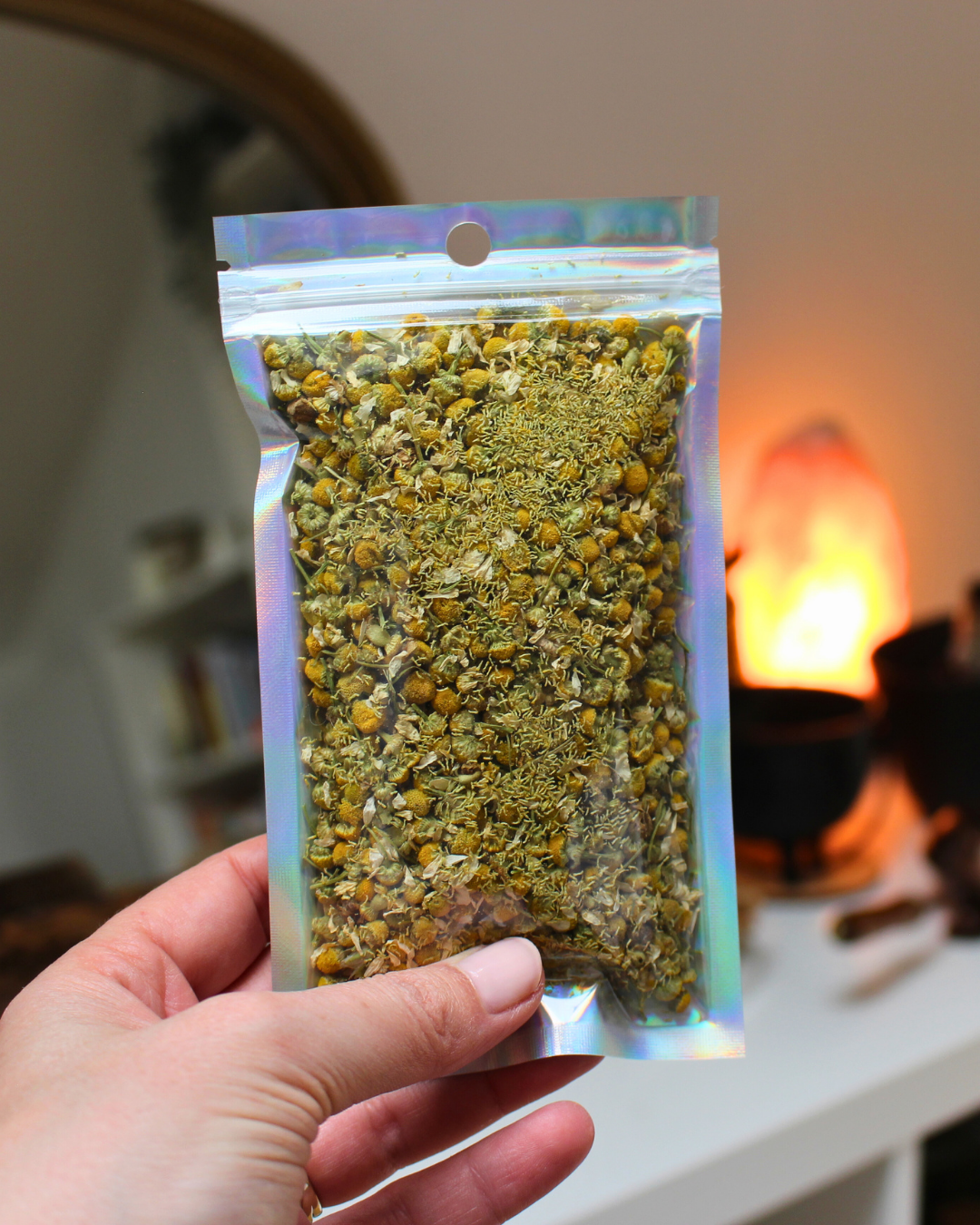 Matricaire bio séchée (camomille allemande), 5g / 10g / 15g. Idéal rituels d’apaisement, sérénité, harmonie relationnelle et lâcher-prise émotionnel.