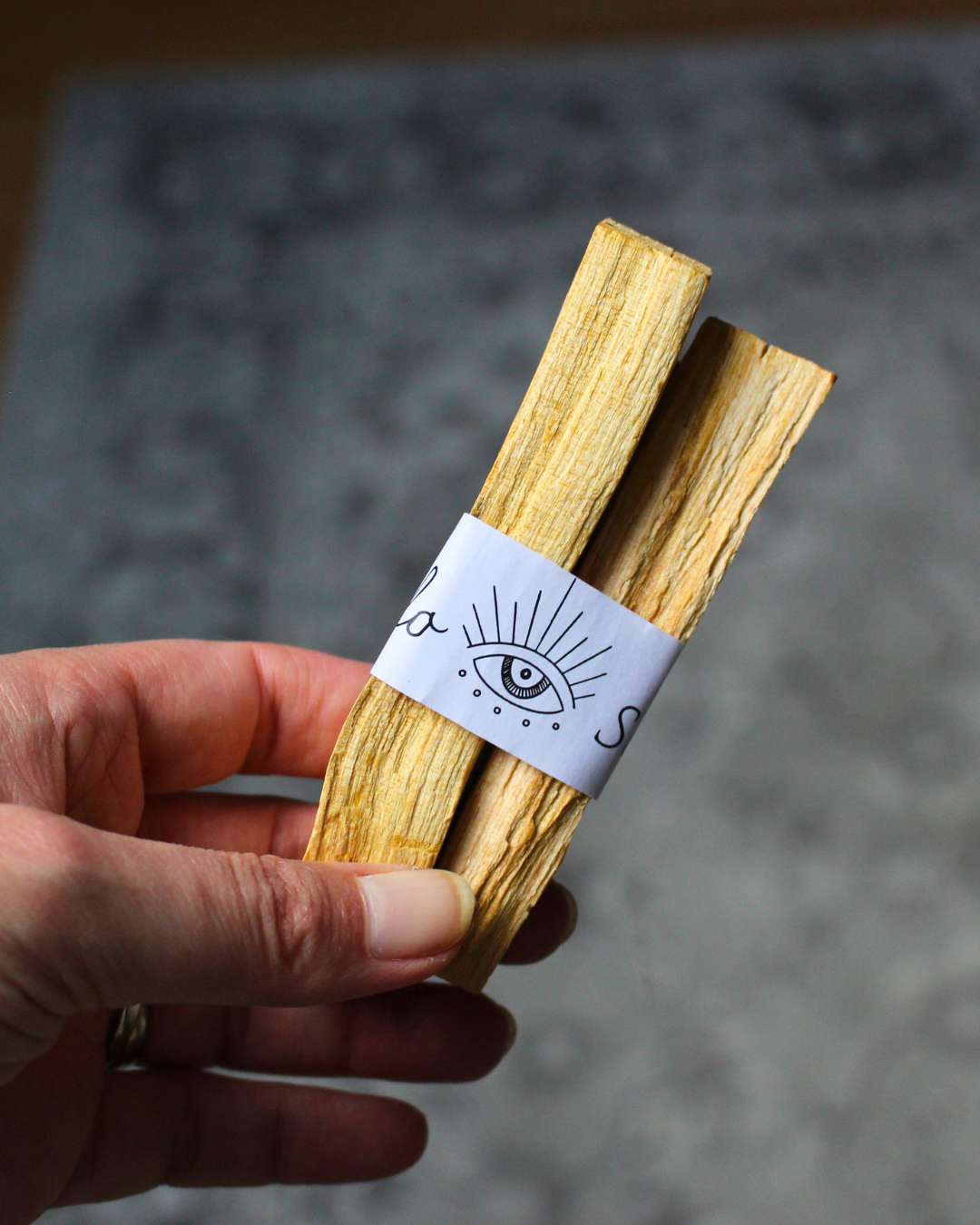 Palo Santo du Pérou (Bursera graveolens), lot de 3 bâtons 90-110mm. Bois sacré purifiant. Idéal nettoyage énergétique, méditation et connexion spirituelle.
