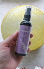 Coffret méditation complet : mala améthyste, bougie lotus, masque, spray lavande et méditations guidées 5-20 min. Accessible débutants. Guidé par Sandrine HK.