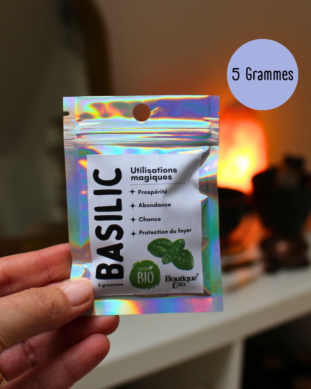 Basilic bio séché en flocons, 5g / 10g / 20g. Plante sacrée de prospérité. Idéal rituels d’abondance, chance, protection du foyer et bénédiction des lieux.